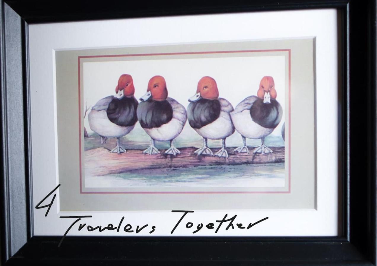 4 Travelers Together Солун Екстериор снимка